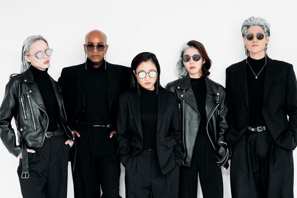 Exploring the charm of luxury fashion through french craftsmanship